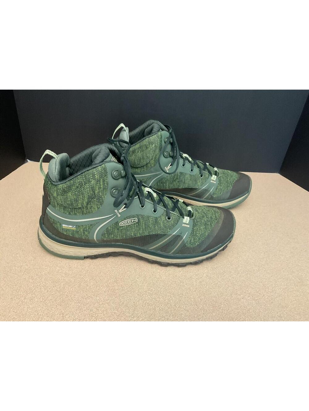 Womens Keen Terradora Mid Green Waterproof Hiking Boots. Size 9.5. Nice Boots!